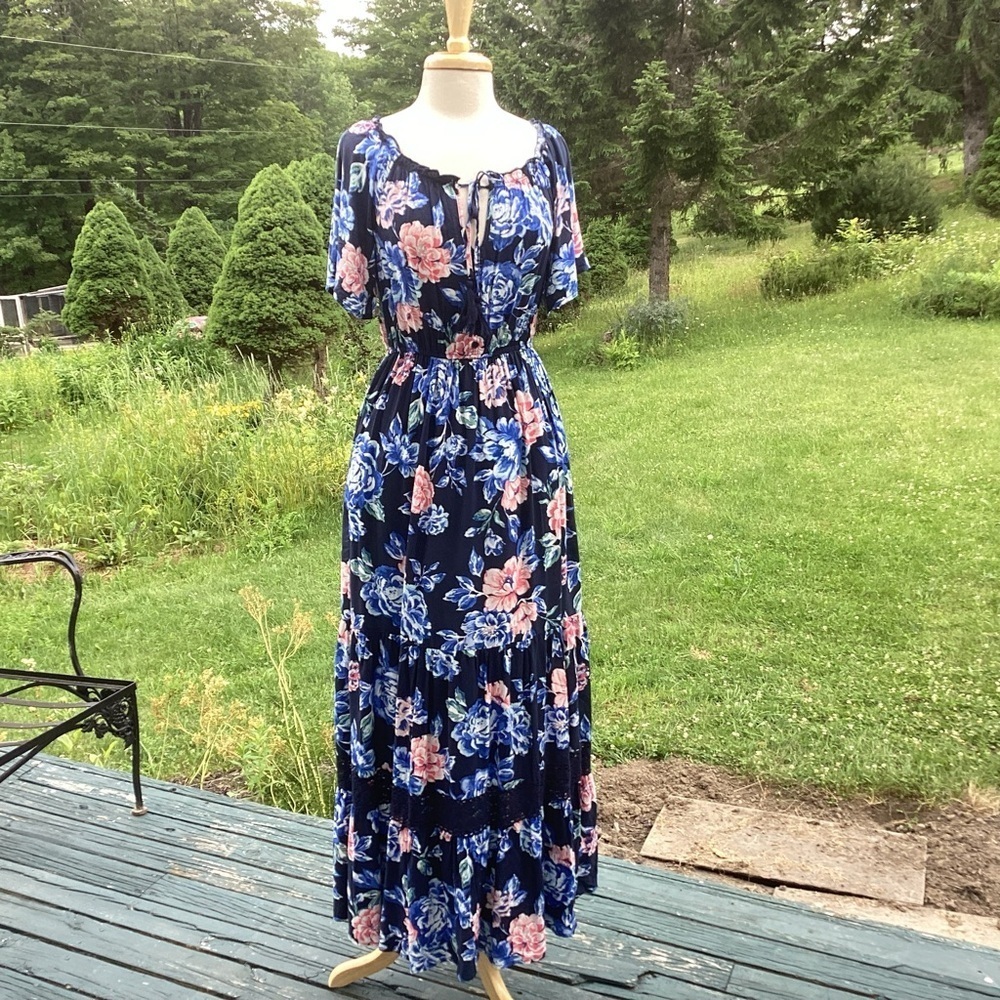 Milkmaid, cottagecore, whimsygoth, floral tiered Band of Gypsies maxi dress Med